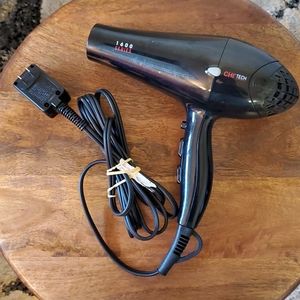CHI tech 1600 series blow dryer